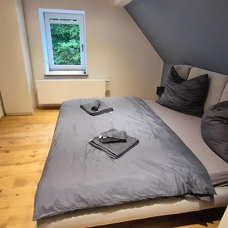 Hochwertige In Baerenstein Apartment