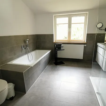 Apartment Hochwertige In Baerenstein *